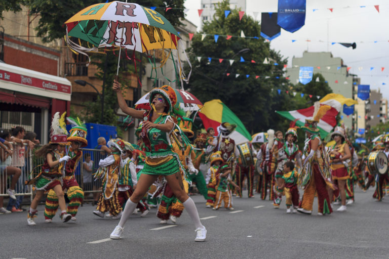 Prevén un fuerte aumento del nivel de ocupación en la Ciudad durante el fin de semana largo de Carnaval